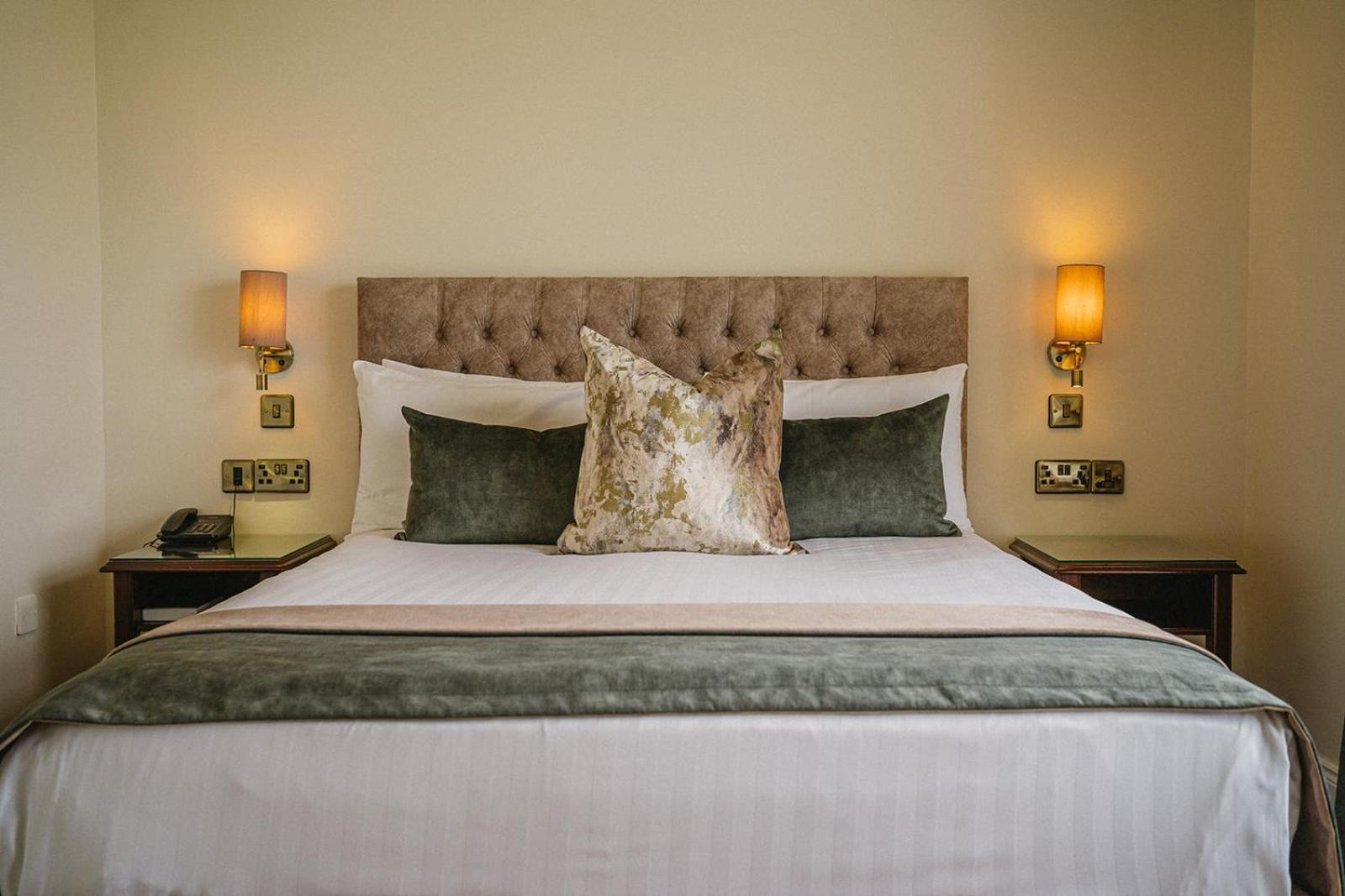 Crover House Hotel & Golf Club Mountnugent Εξωτερικό φωτογραφία