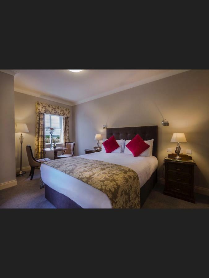 Crover House Hotel & Golf Club Mountnugent Εξωτερικό φωτογραφία
